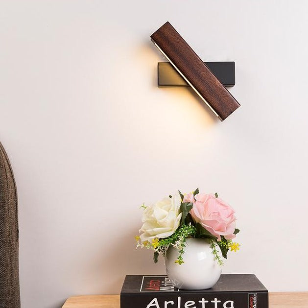 Rotowood - Adjustable Wooden LED Wall Lamp